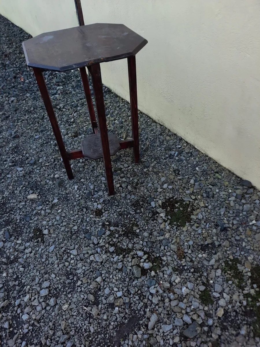 Antique occasional table - Image 3