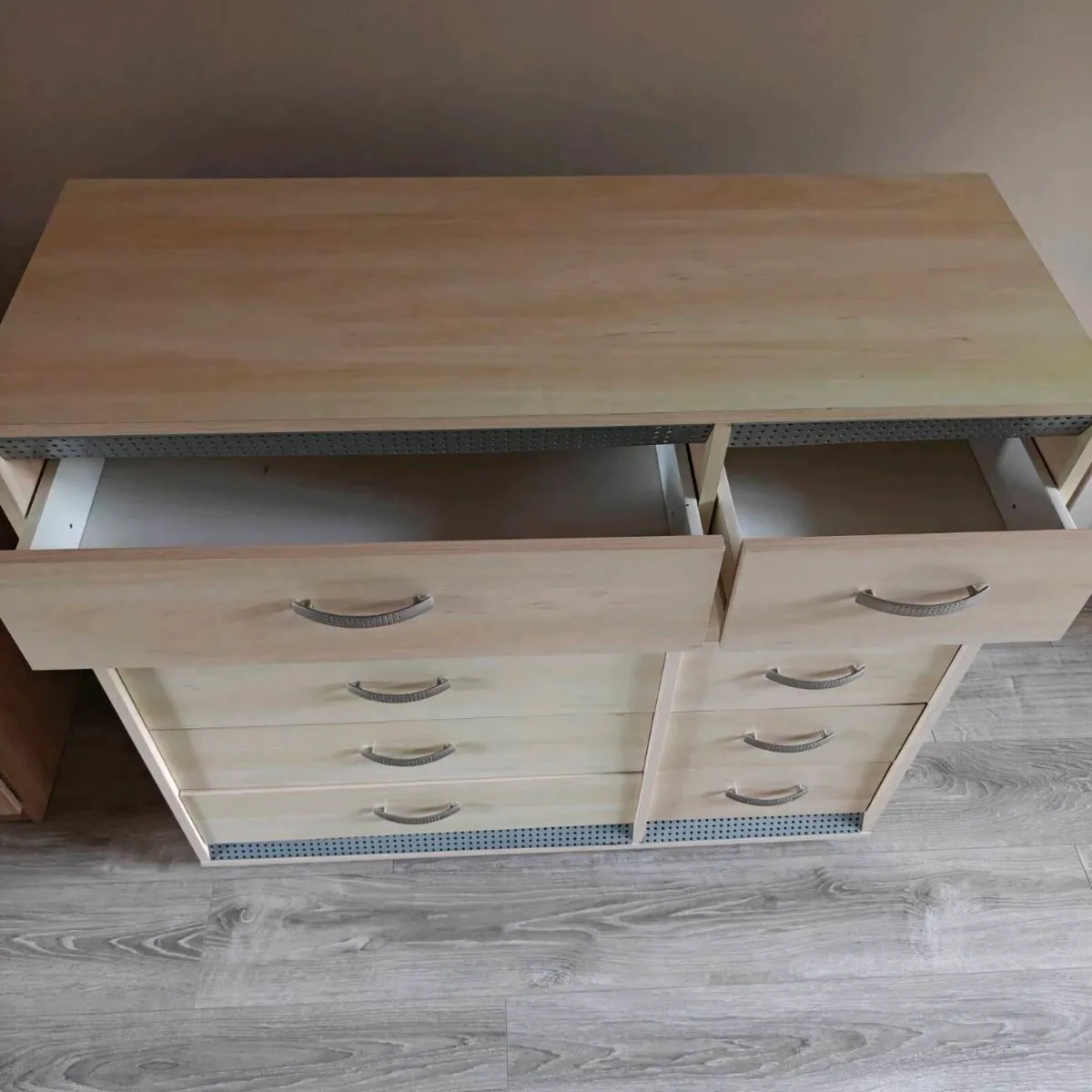 10-Drawer Dresser & Bedside Locker - Image 2