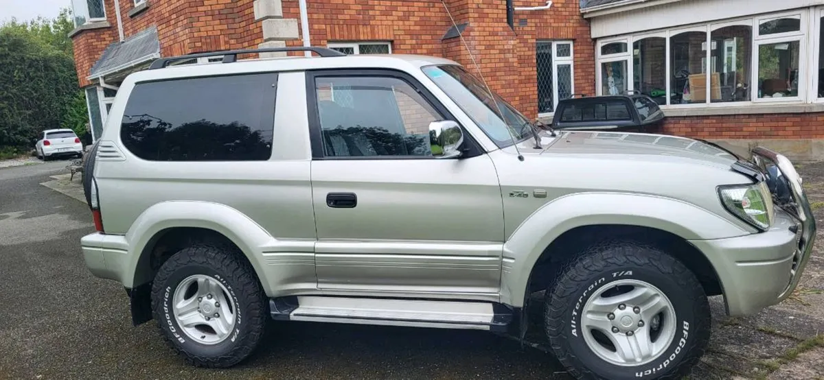 Land Cruiser 2002 - Image 2