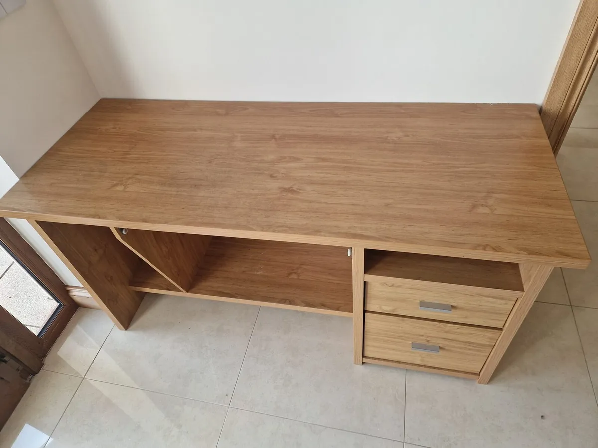 Desk - Image 1