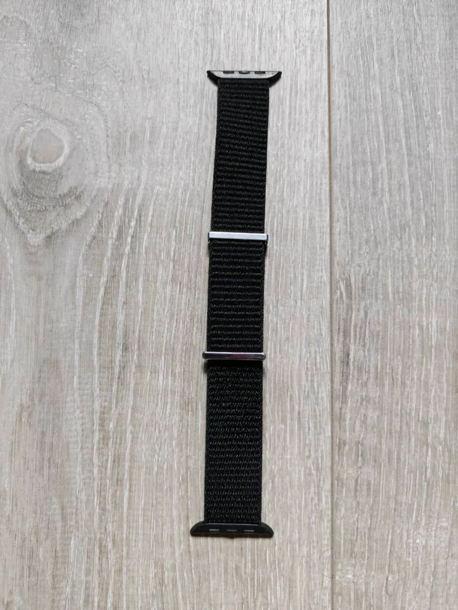 Apple Watch Premium Black Woven Nylon Watch Band - Image 1