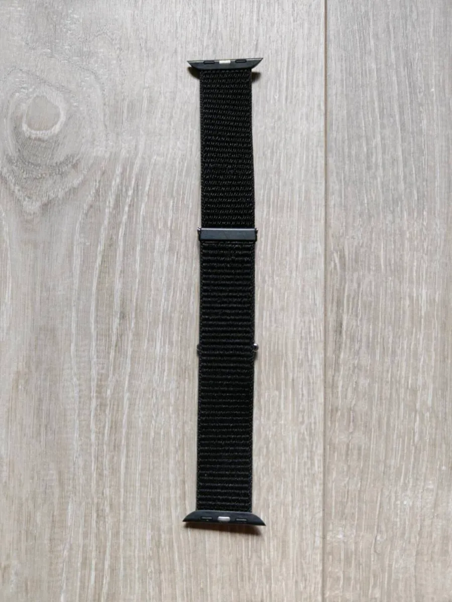 Apple Watch Premium Black Woven Nylon Watch Band - Image 2