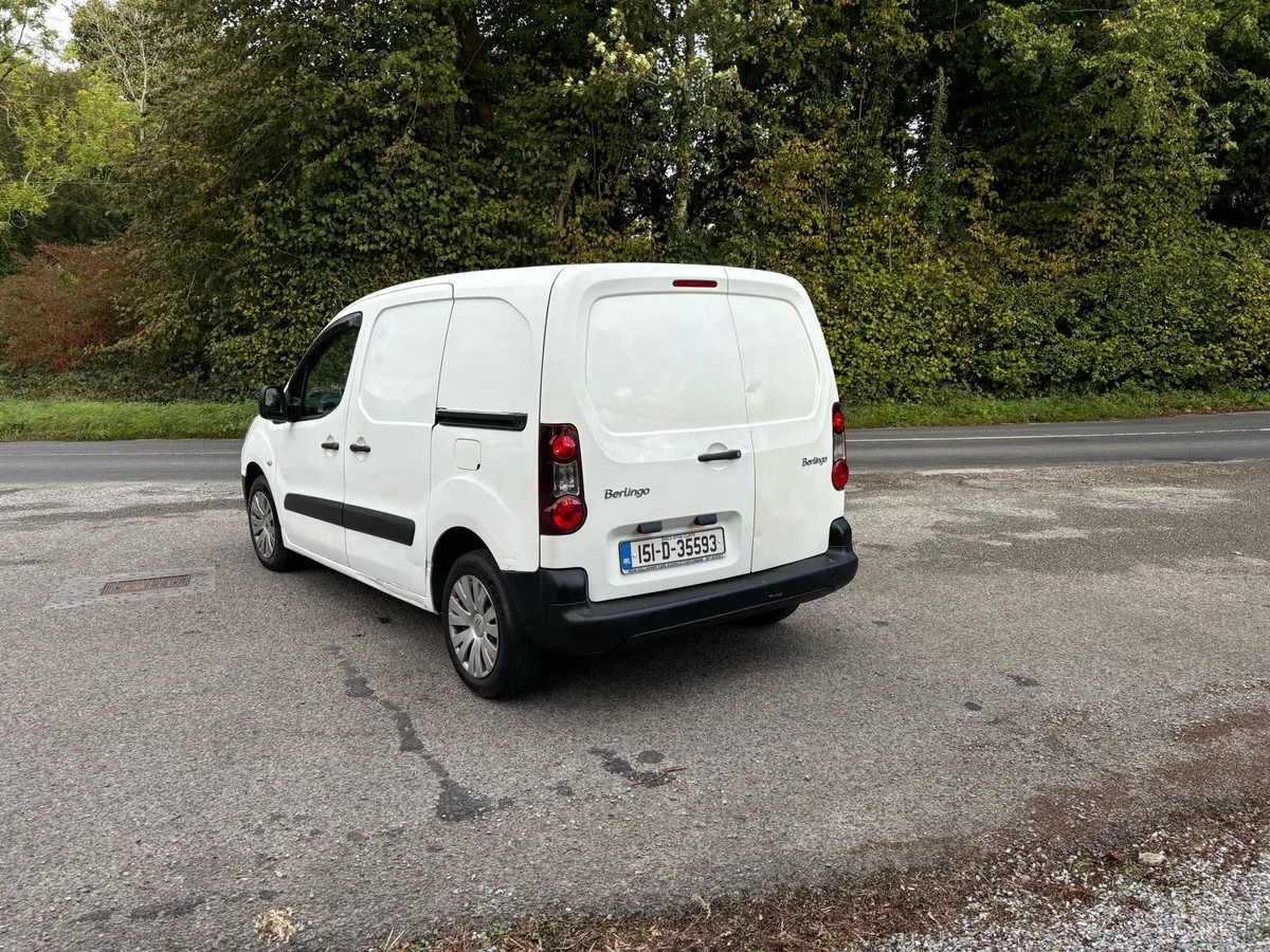151 Berlingo Van - Image 4
