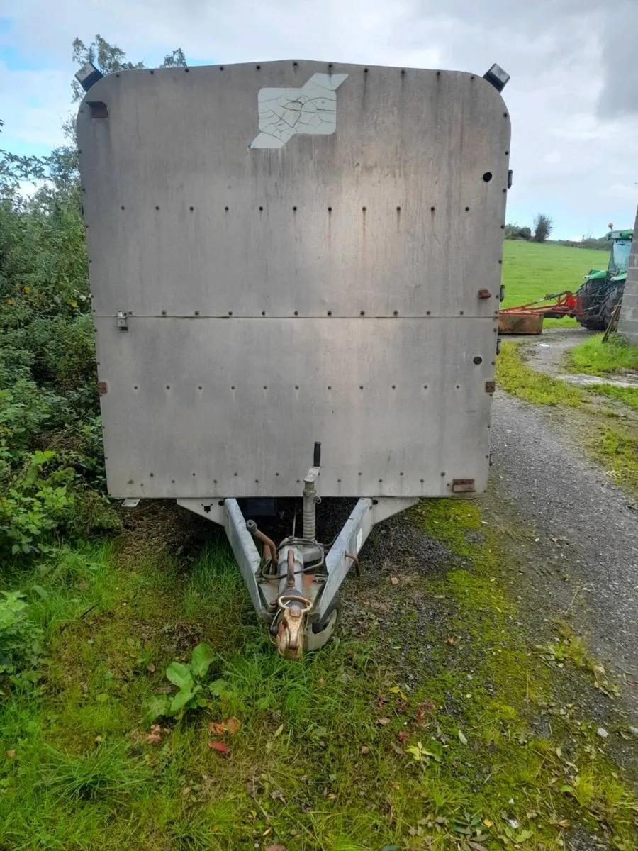 Trailor - Image 2