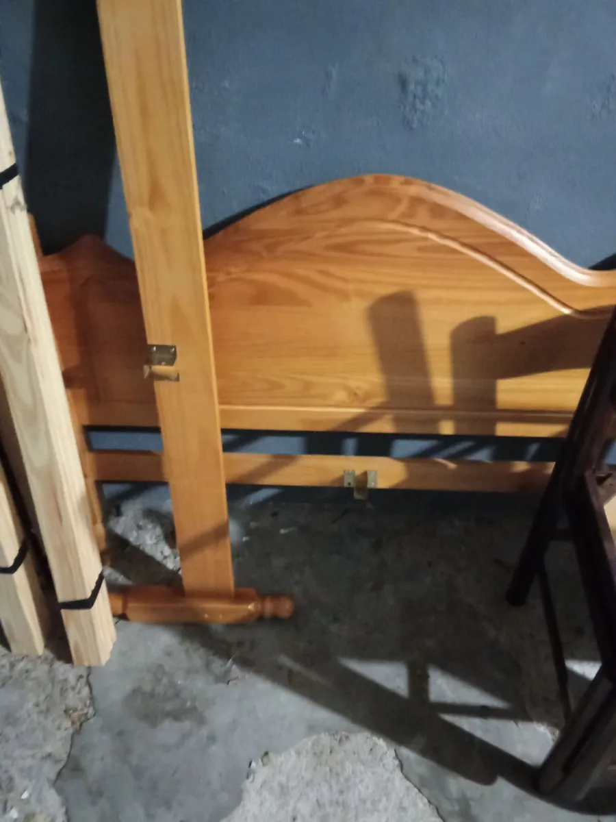 Double bed in very new condition - Image 3