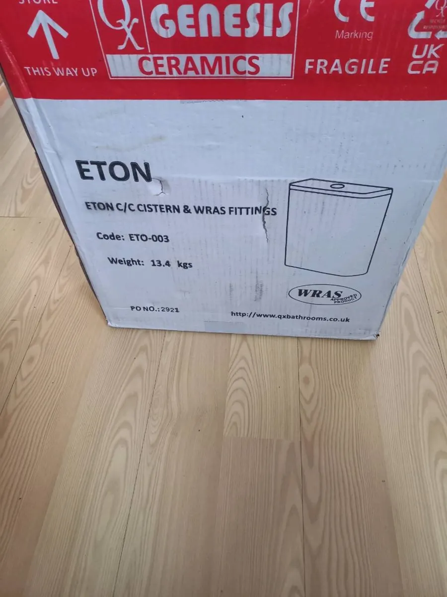 COMPLETE BRAND NEW ETON TOILET SEAT - Image 3