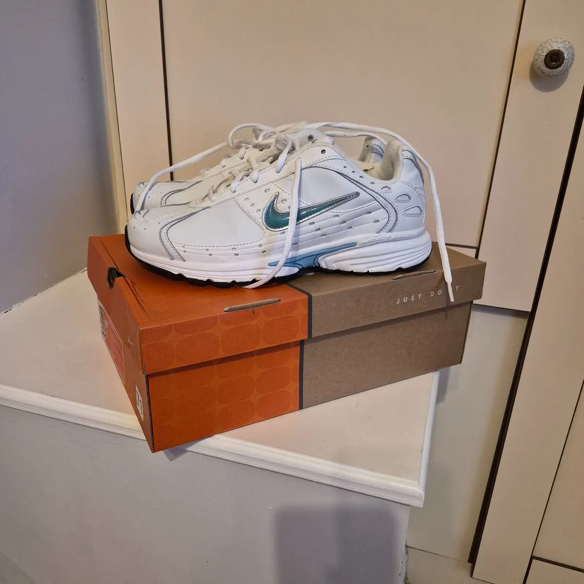 New Nike Trainers - Image 1