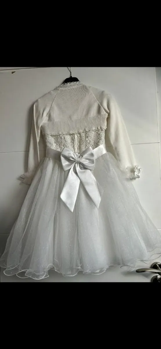 Communion dress suit age 8-9 Portuguese designer. - Image 4