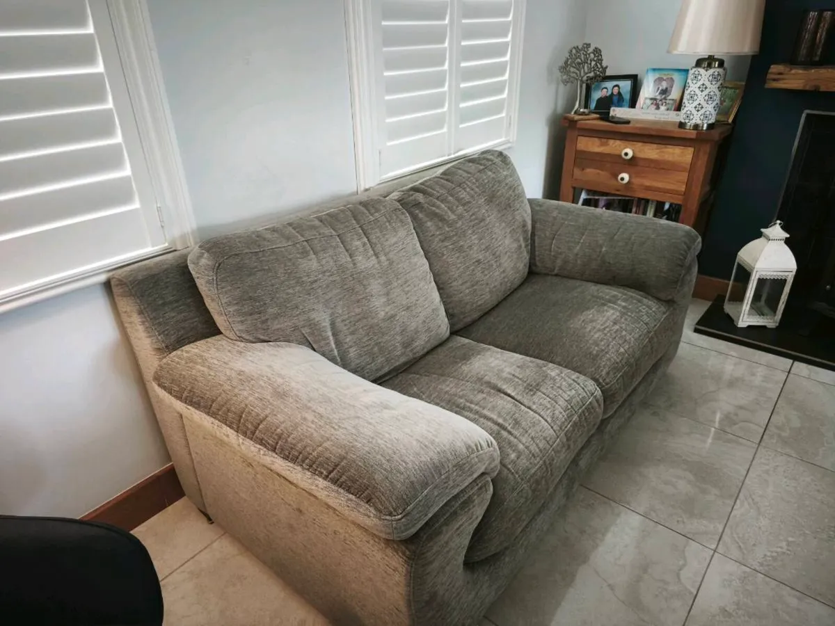 2 seater sofa - Image 2