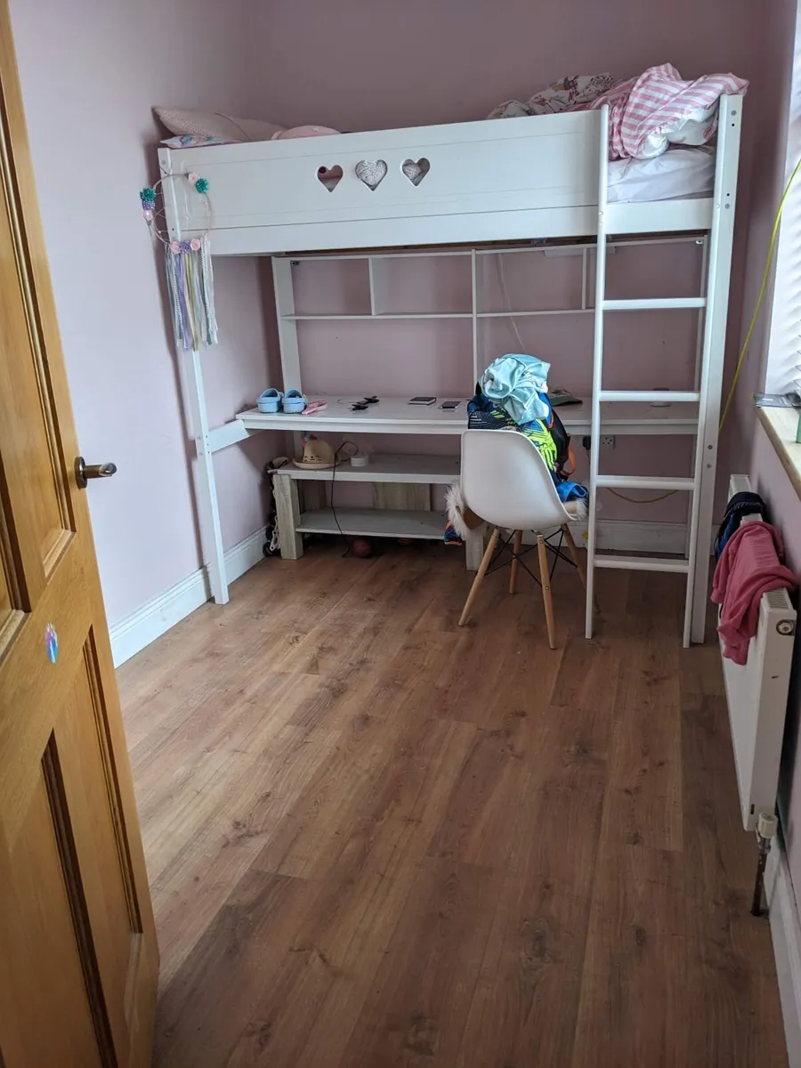 Bed - Image 2