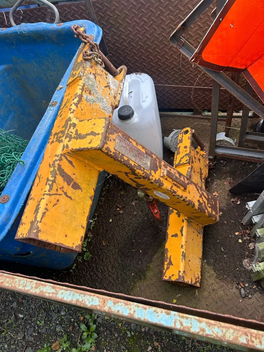 Fork lift attachment - Image 1