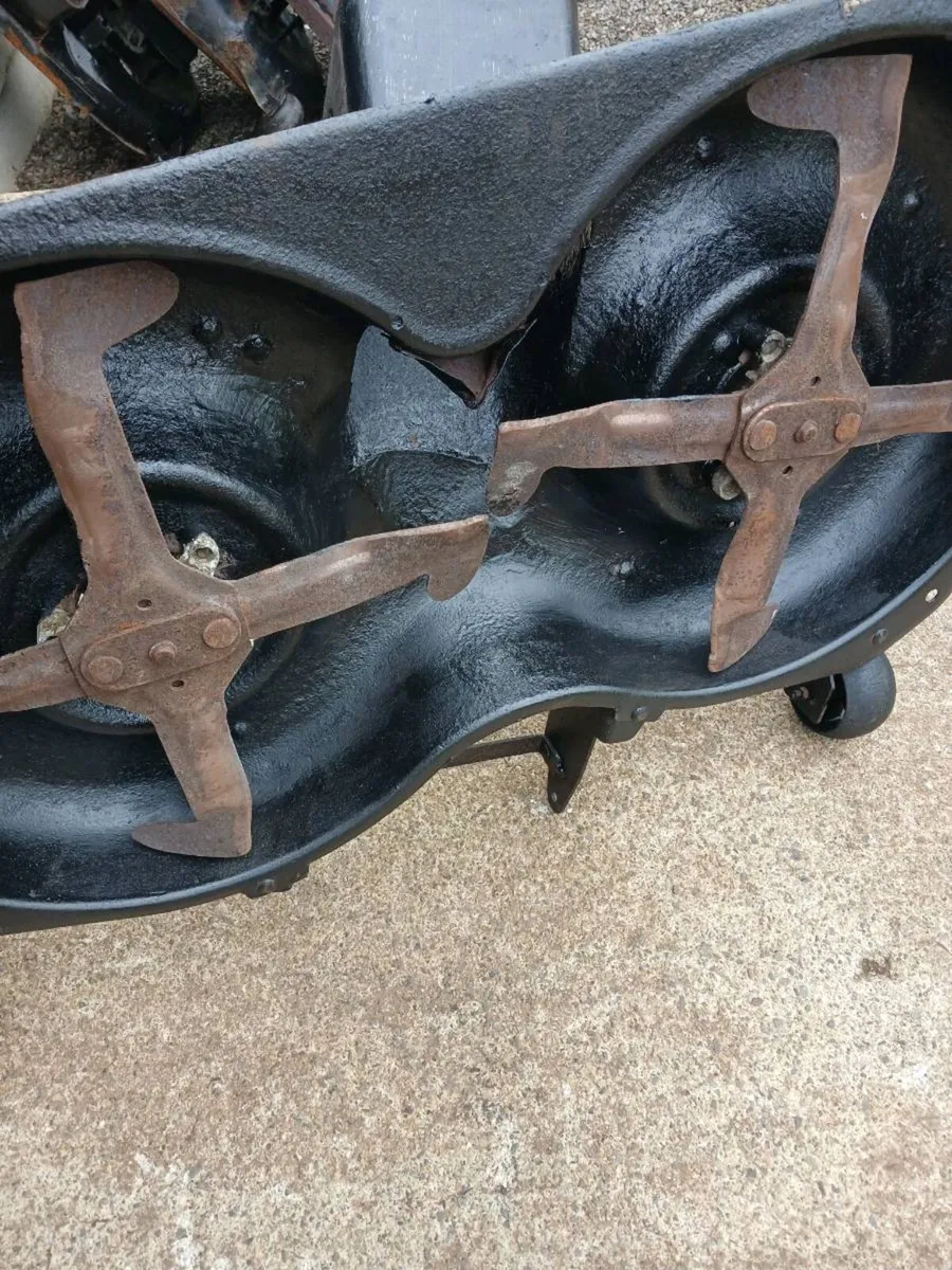 Replacement Husqvarna & similar 42" deck - Image 2