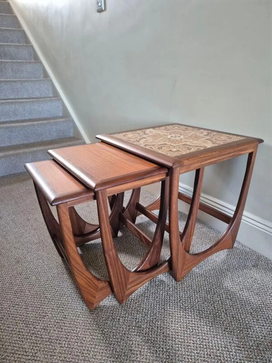 G plan Astro tiled nest of tables - Image 2