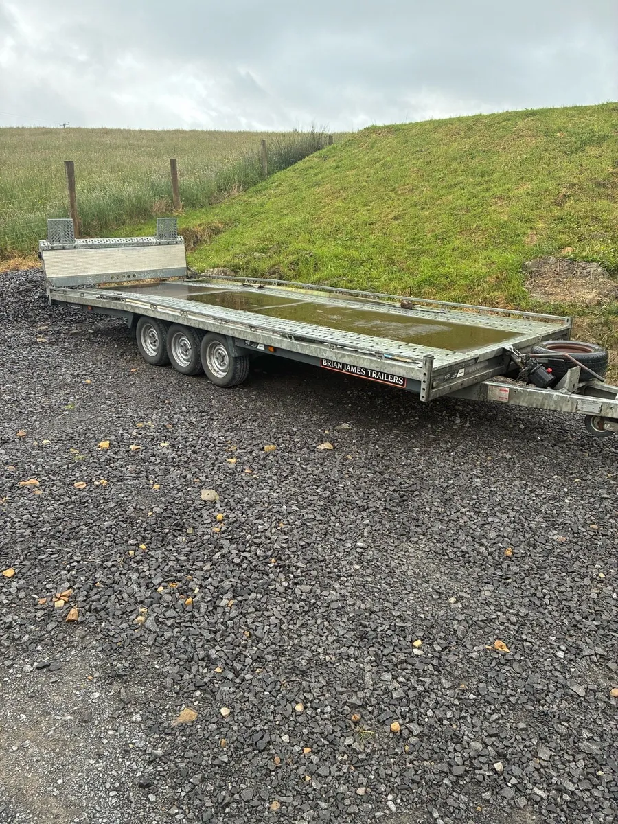 Brian James T6 transporter - Image 4
