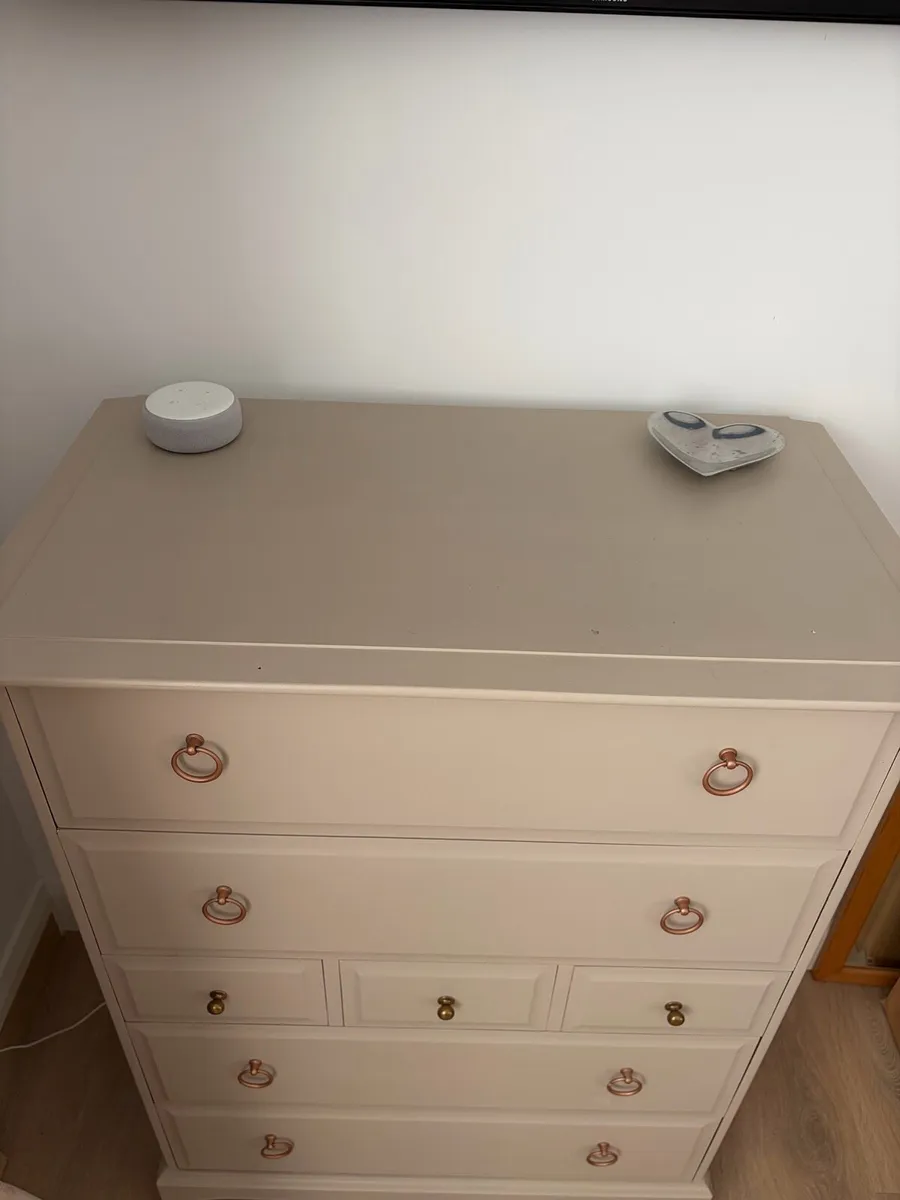 Solid wood tall boy chest of drawers , 8 drawers, - Image 3