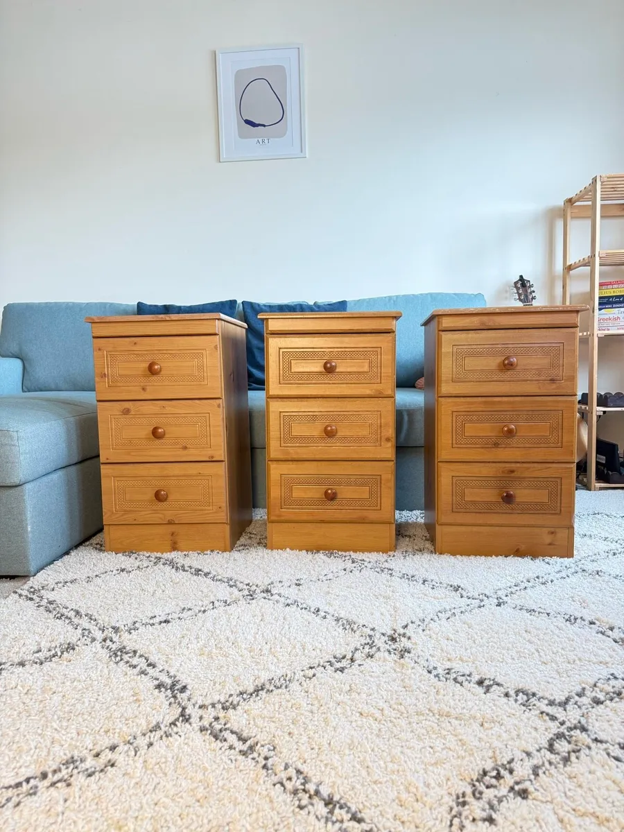3x Bedside Lockers - Image 1