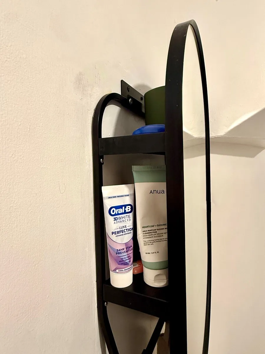 Mirror with storage - Image 2