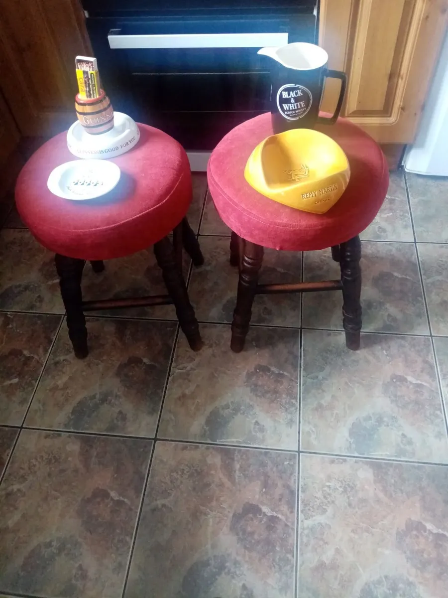 Home Bar, Man Cave Bits - Image 1