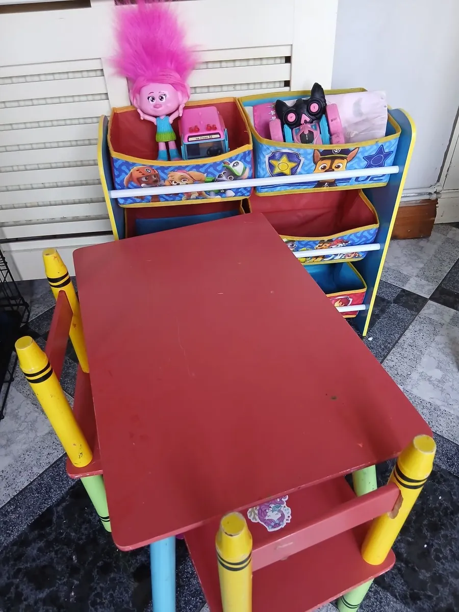 Free paw patrol storage box and tablle c