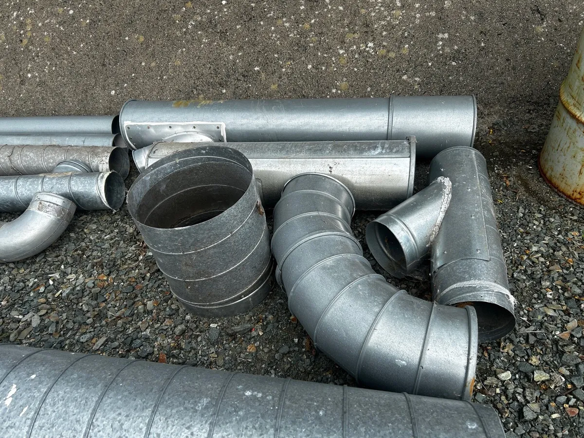 Woodworking extractor ducting - Image 3