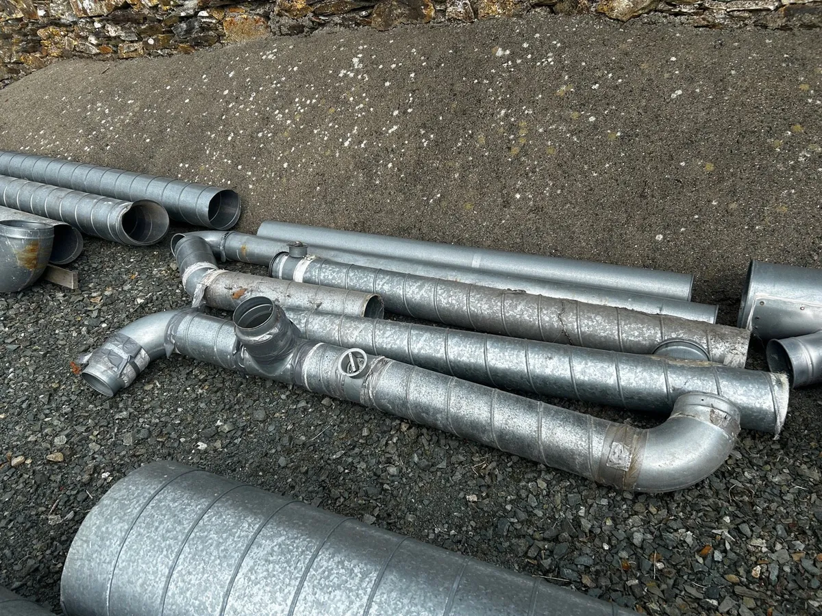 Woodworking extractor ducting - Image 4