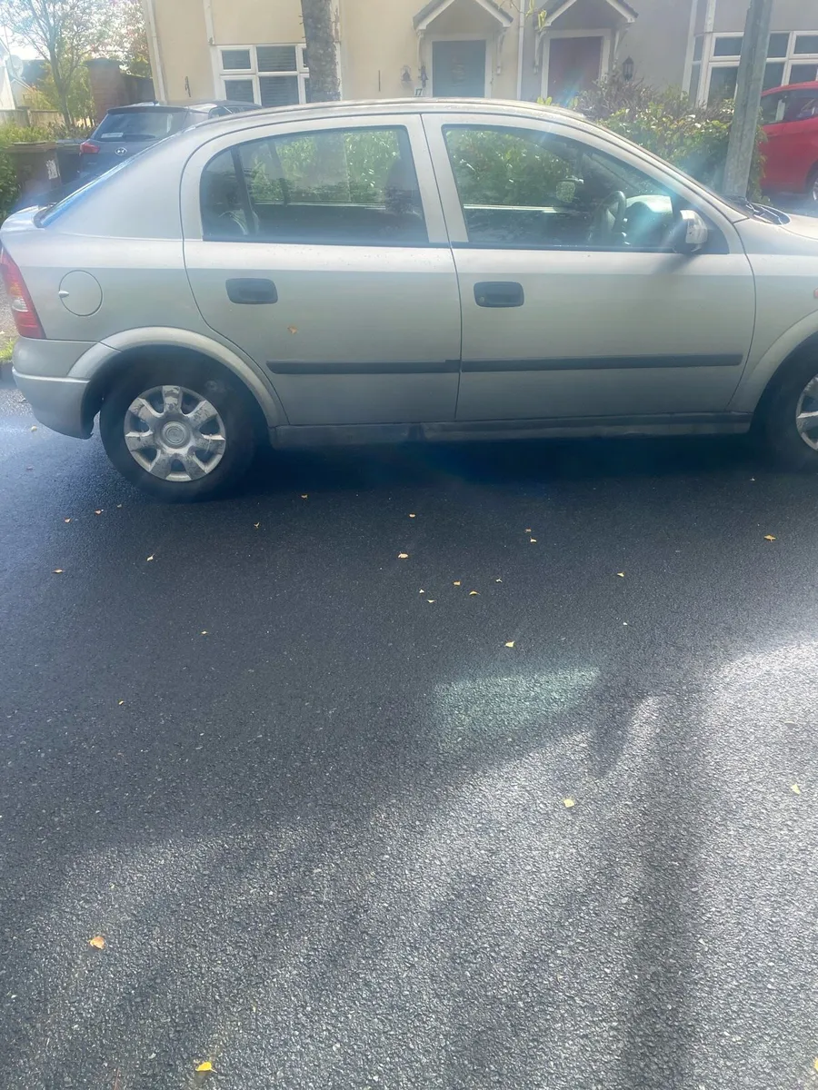 Opel Astra - Image 2