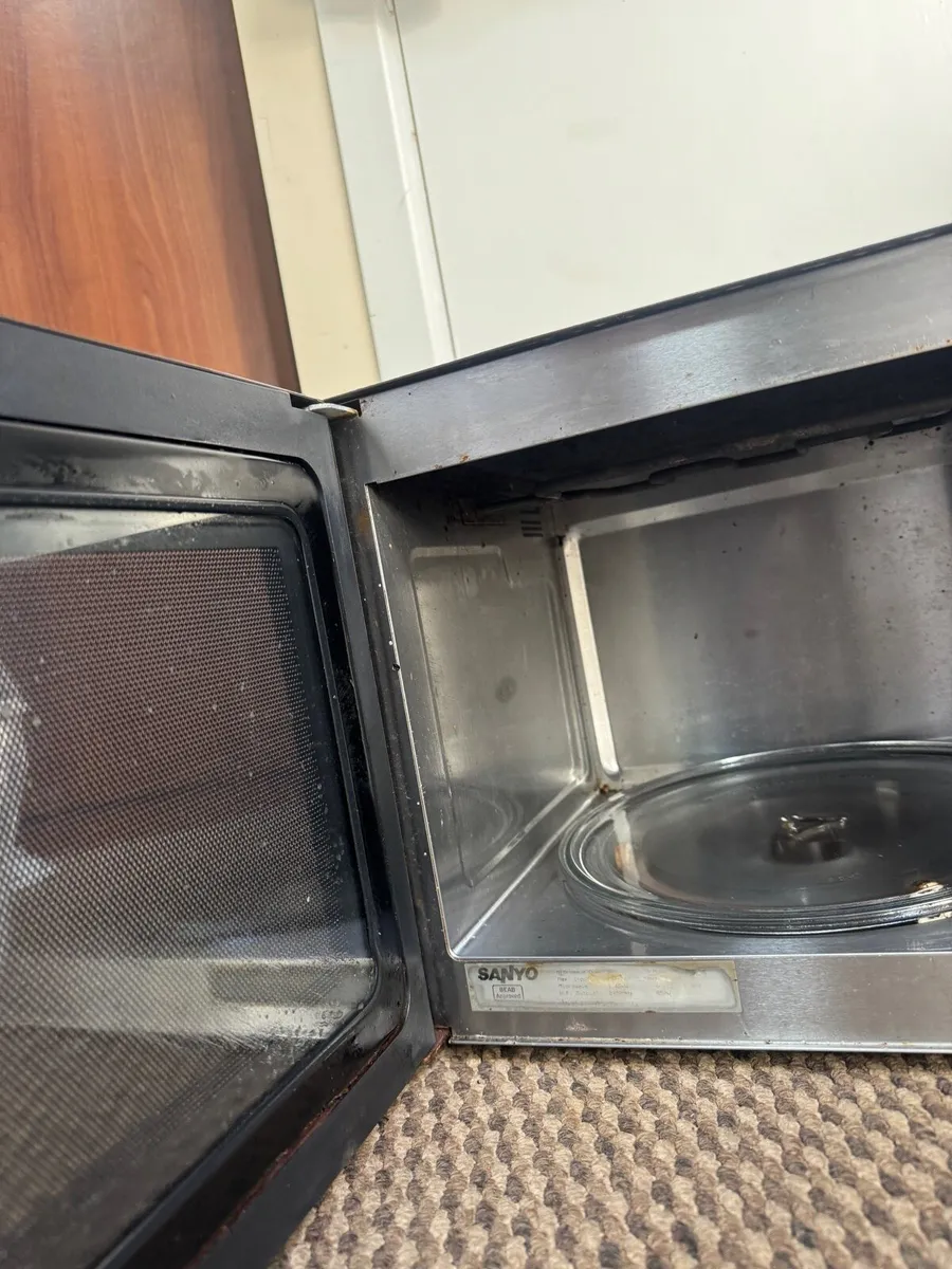 Microwave wave combined oven - Image 3