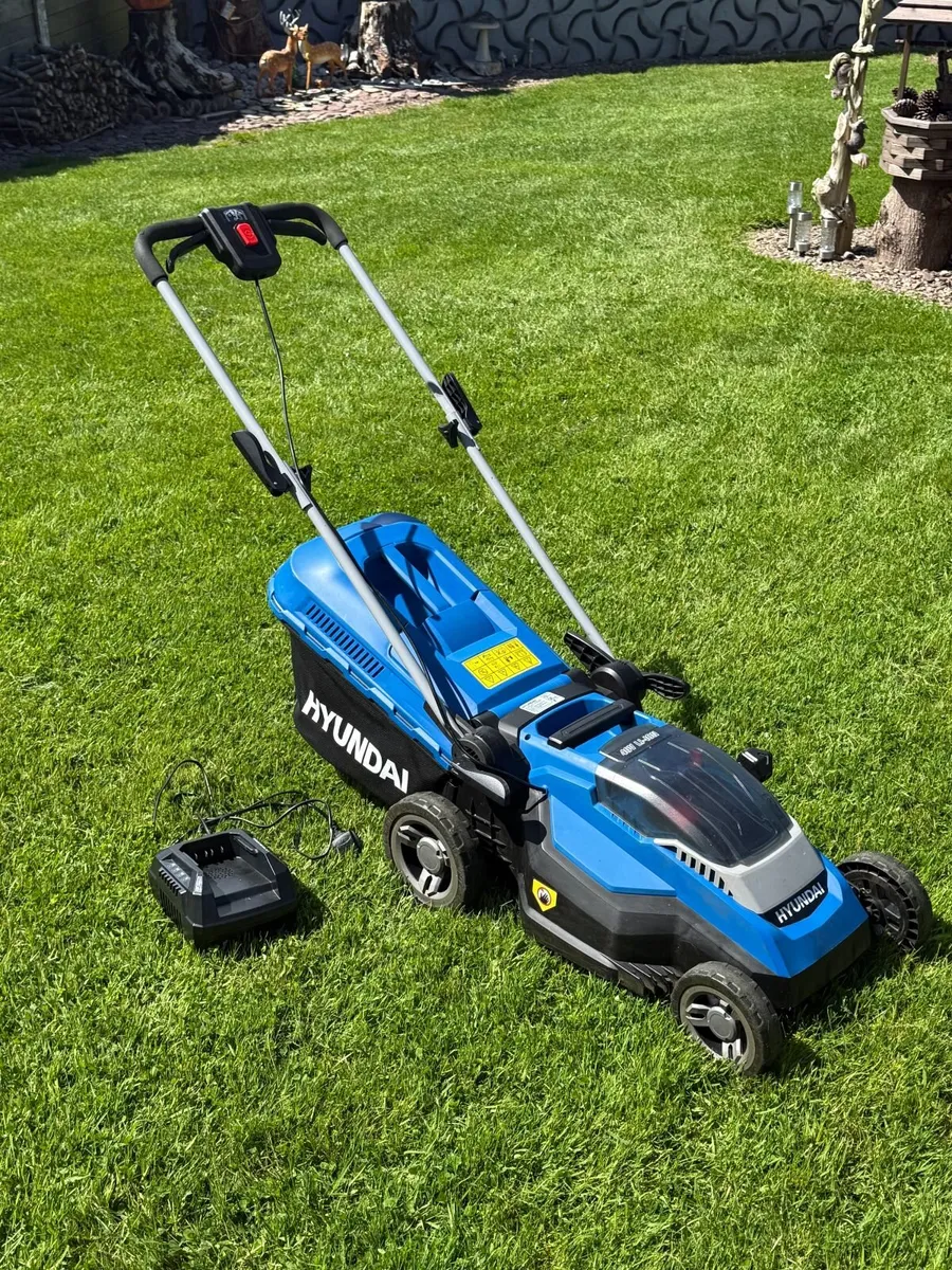 Hyundai Cordless Lawnmower As New - Image 1