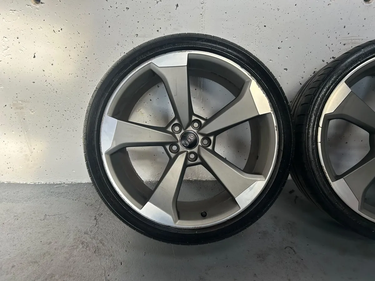 Audi TTRS Rotors 20” Genuine Alloys - Image 2