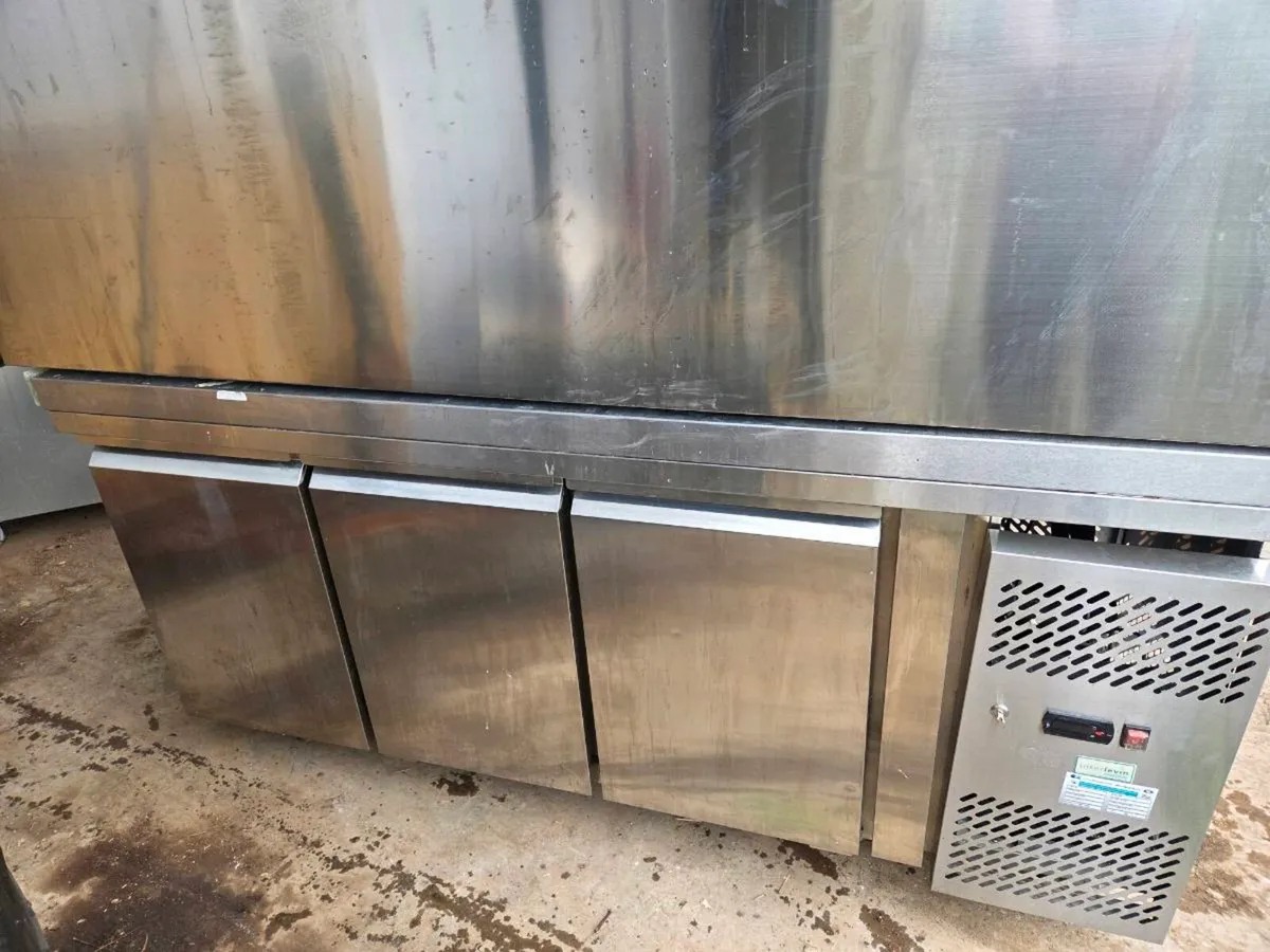 Catering equipment - Image 2