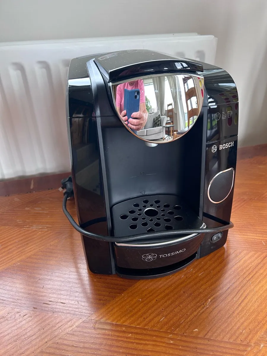 Bosch Tassimo Coffee Machine - Image 3