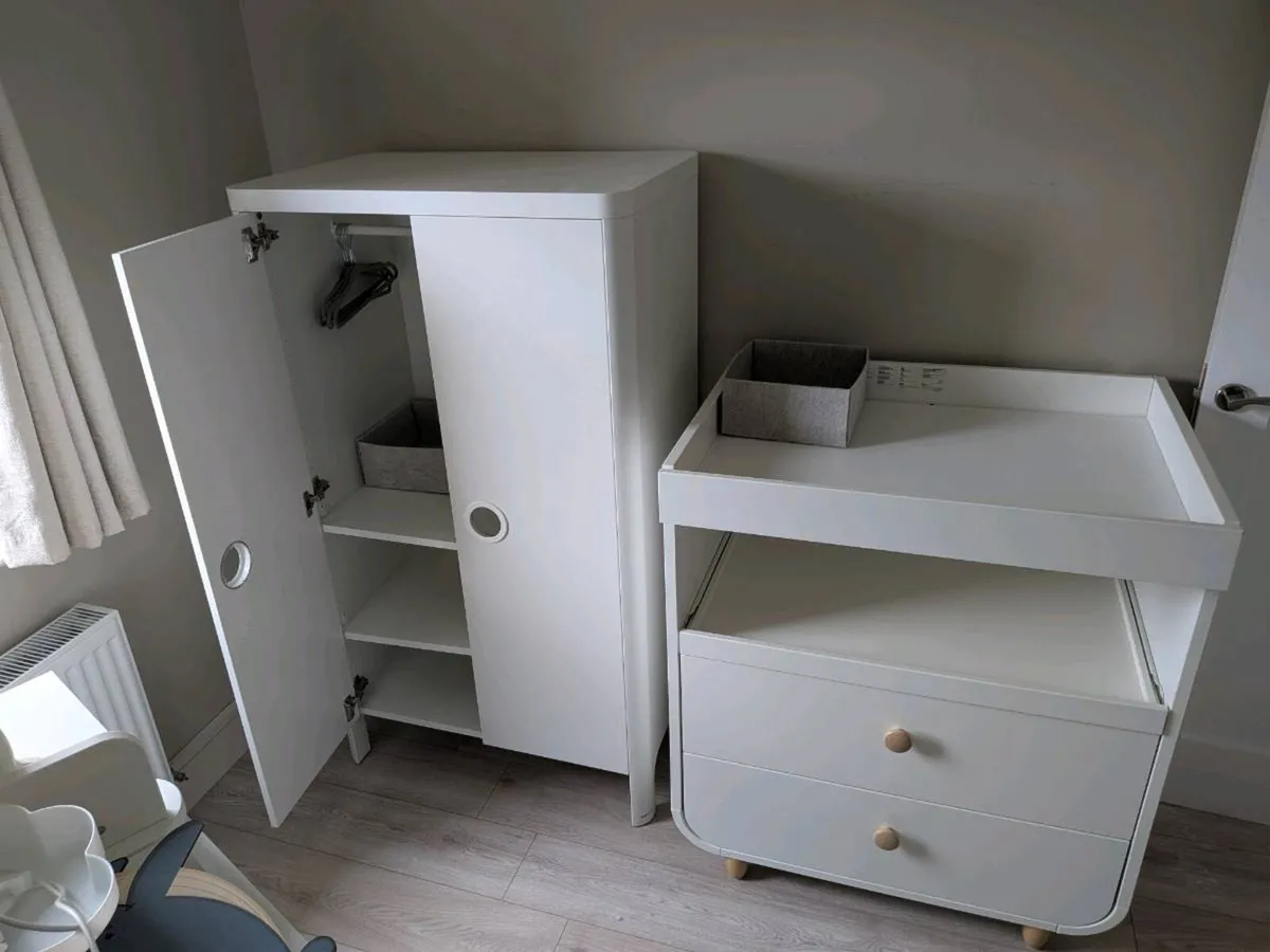 FREE Children's wardrobe and changing table - Image 1
