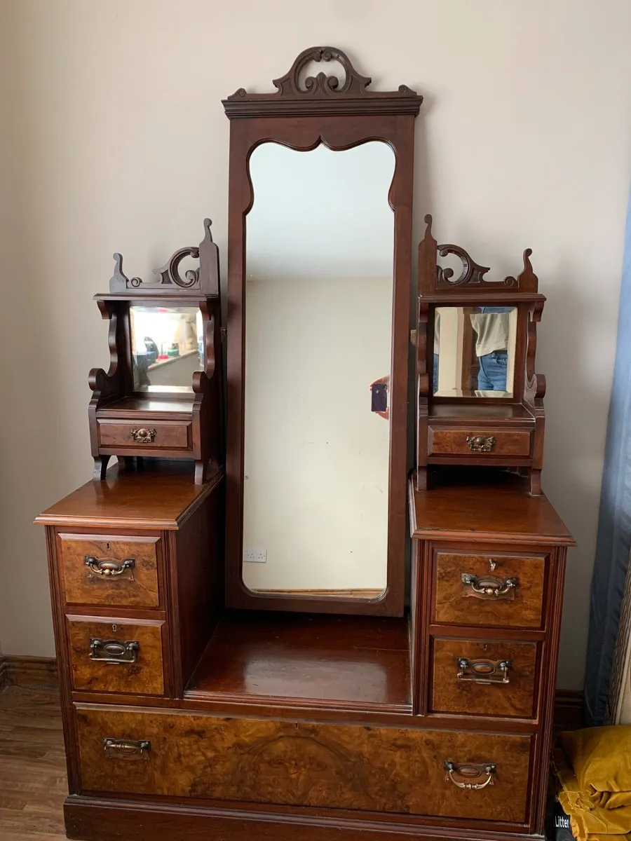 Victorian dressing table - Image 1