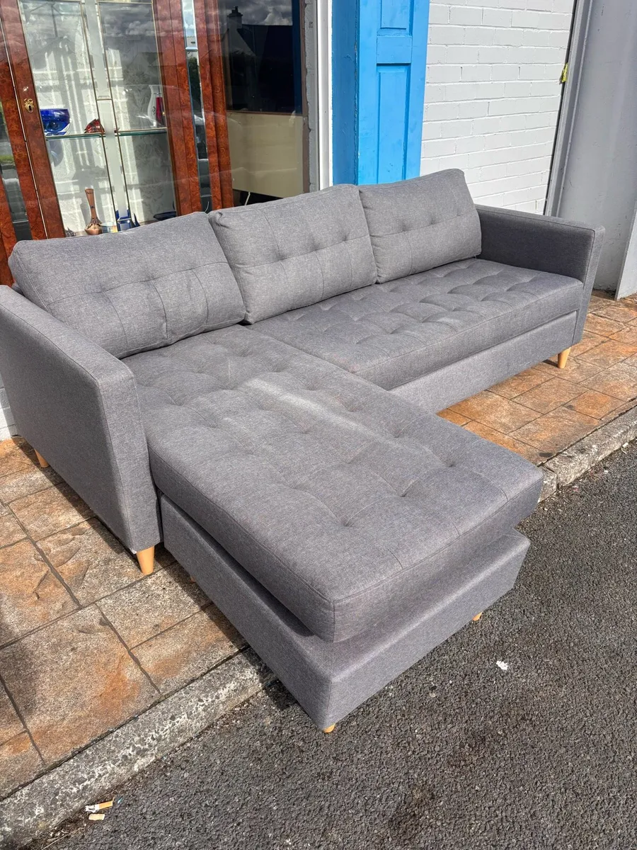 Grey comer sofa as new - Image 1