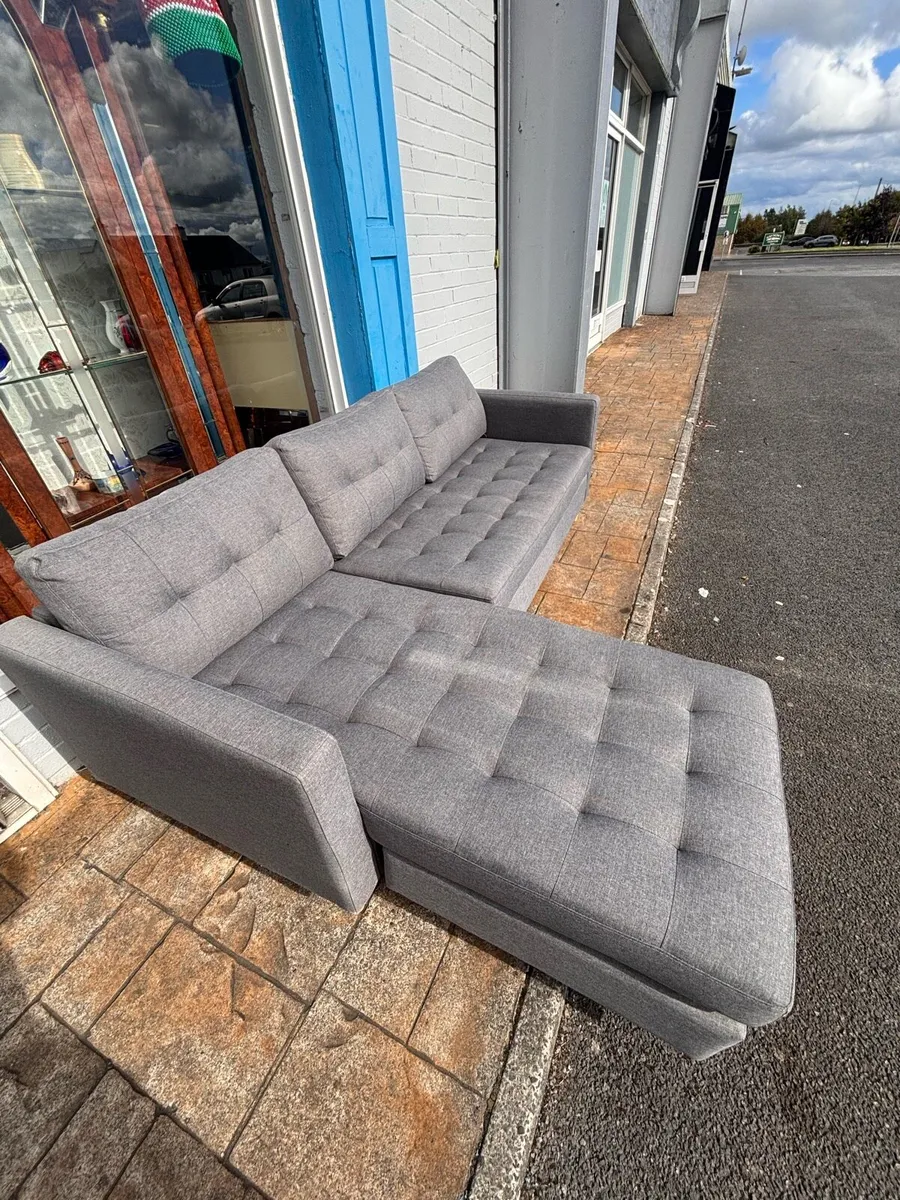 Grey comer sofa as new - Image 2