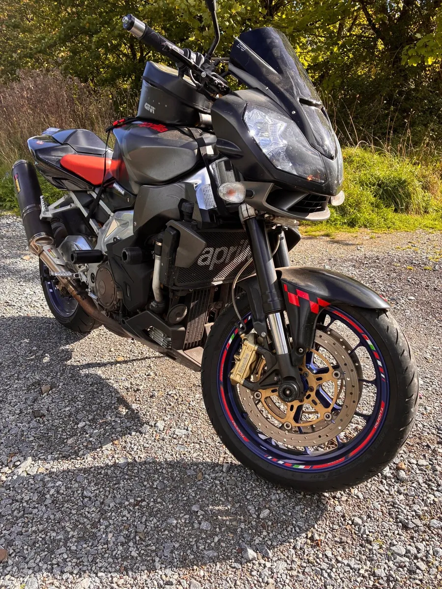 Aprilia Tuono R - Image 1