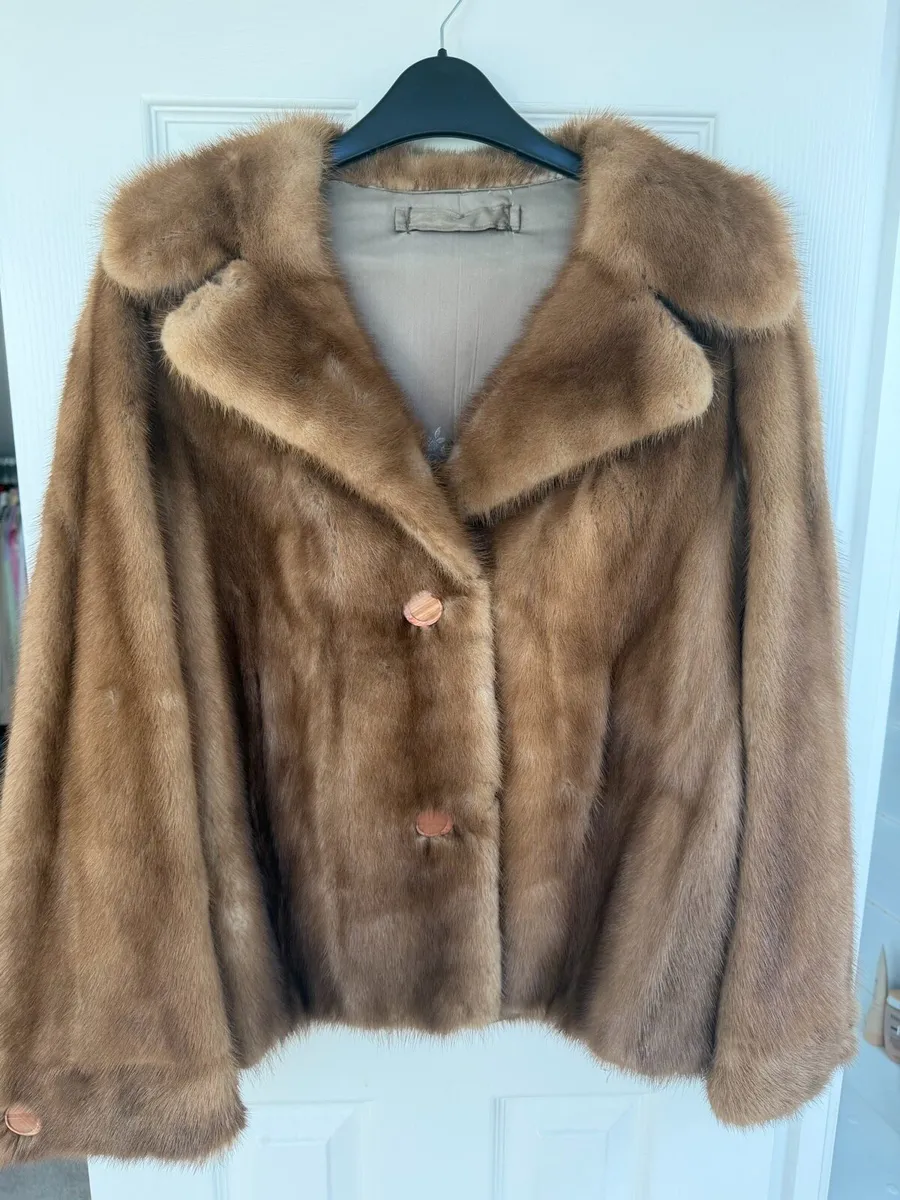 Vintage mink fur coat - Image 1