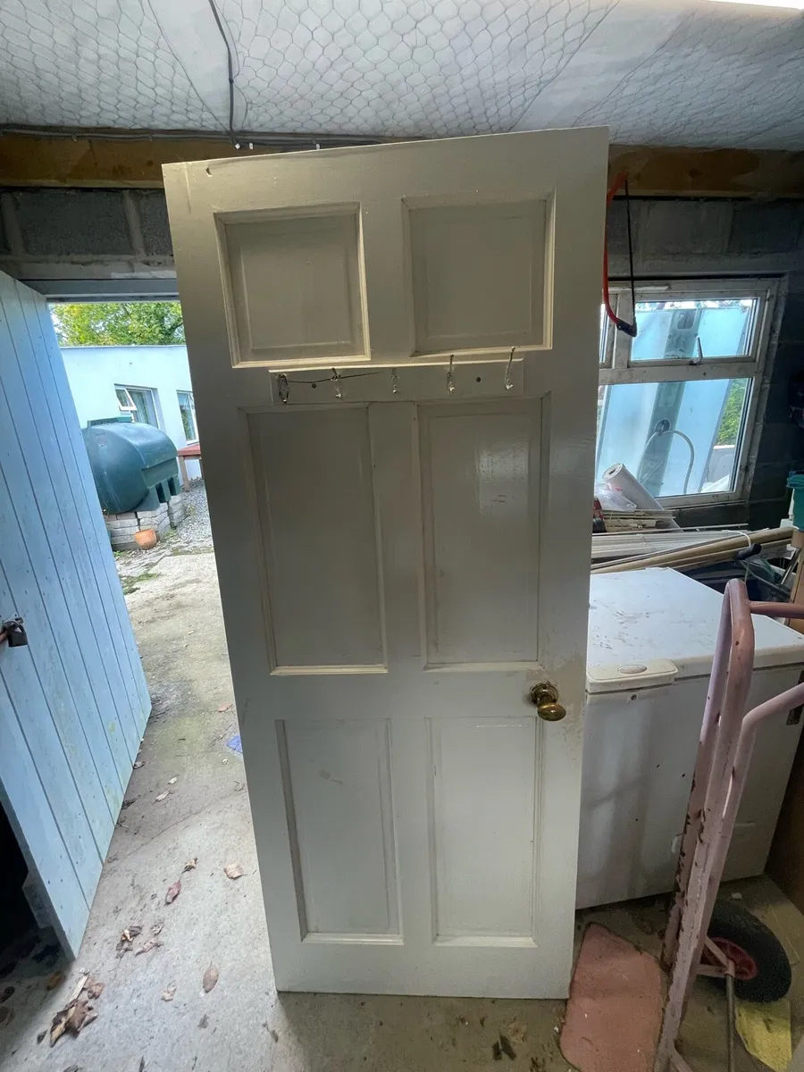 2 Internal doors €50 each - Image 4