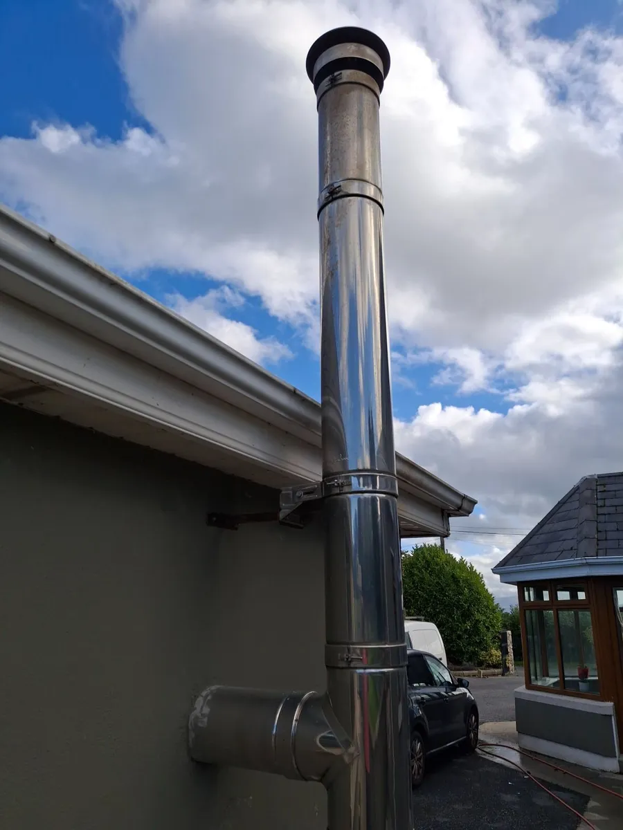 Wood Pellet Burner & Flue - Image 4