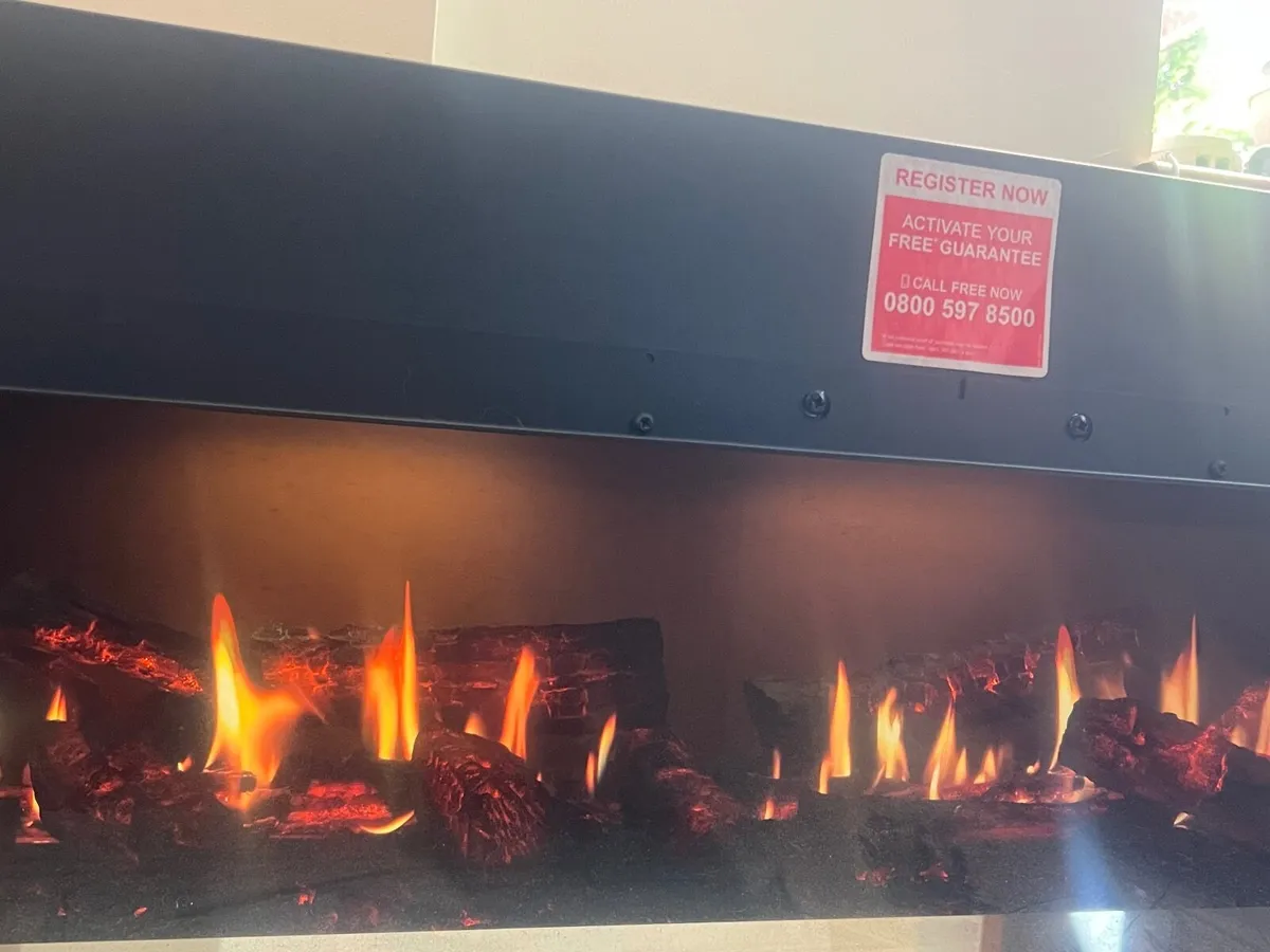 PGF20 Opti-V Electric Wall Mounted Fire - Image 3