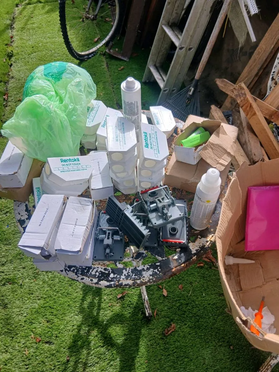 Rodent traps and accessories - Image 1