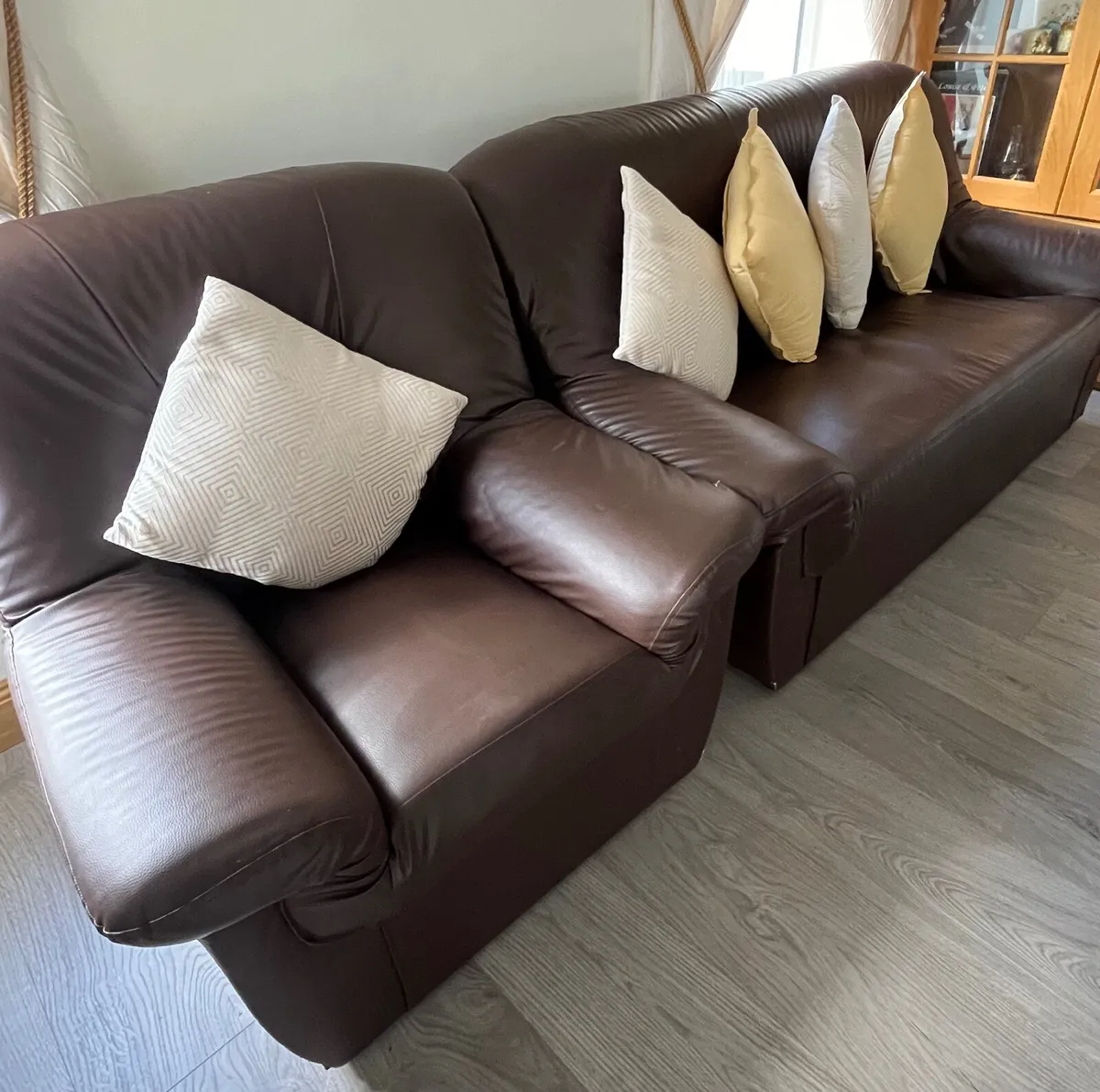 Sitting room furniture - Image 1