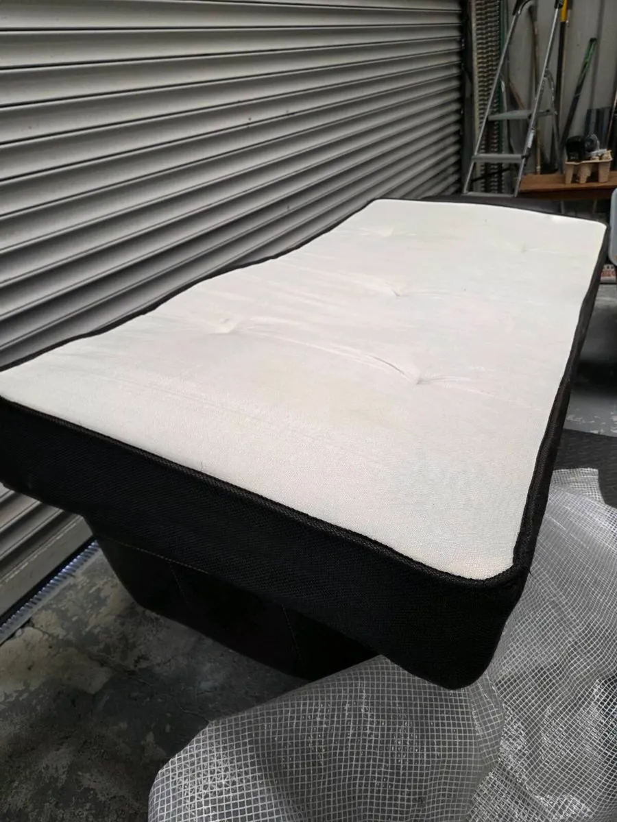 Single mattress