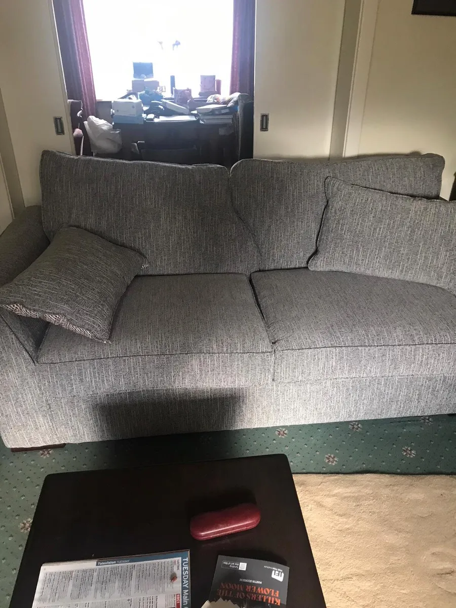 3piece living room in storage - Image 2