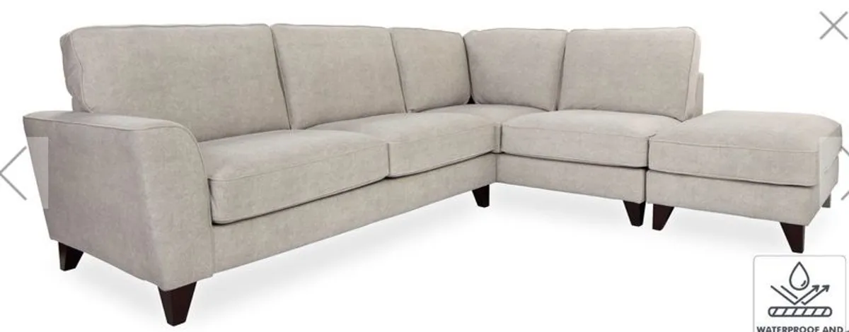 Stylish 3-Seater Corner Sofa - Image 1