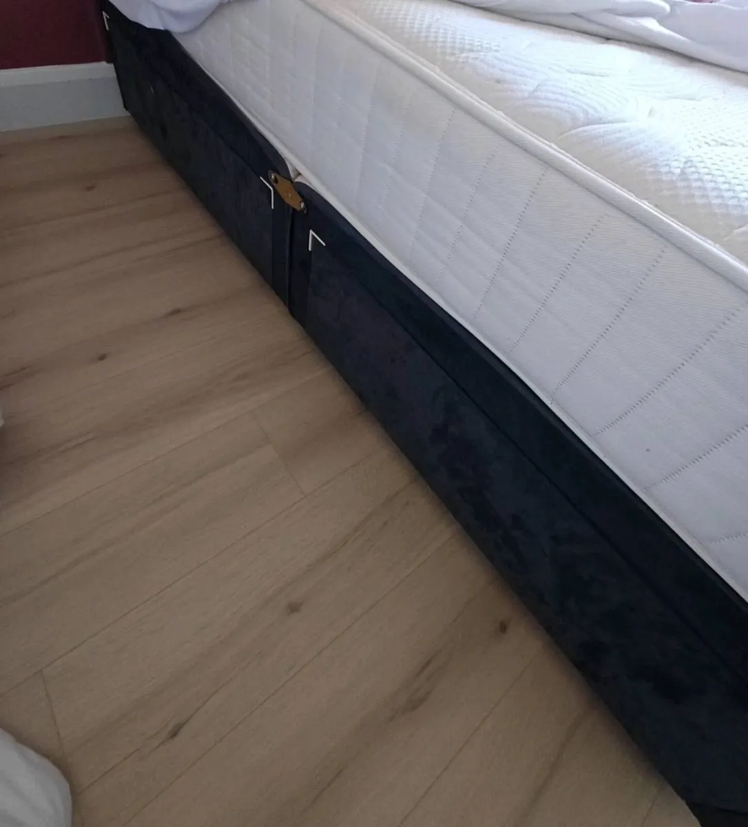 Double divan bed & mattress - Image 3