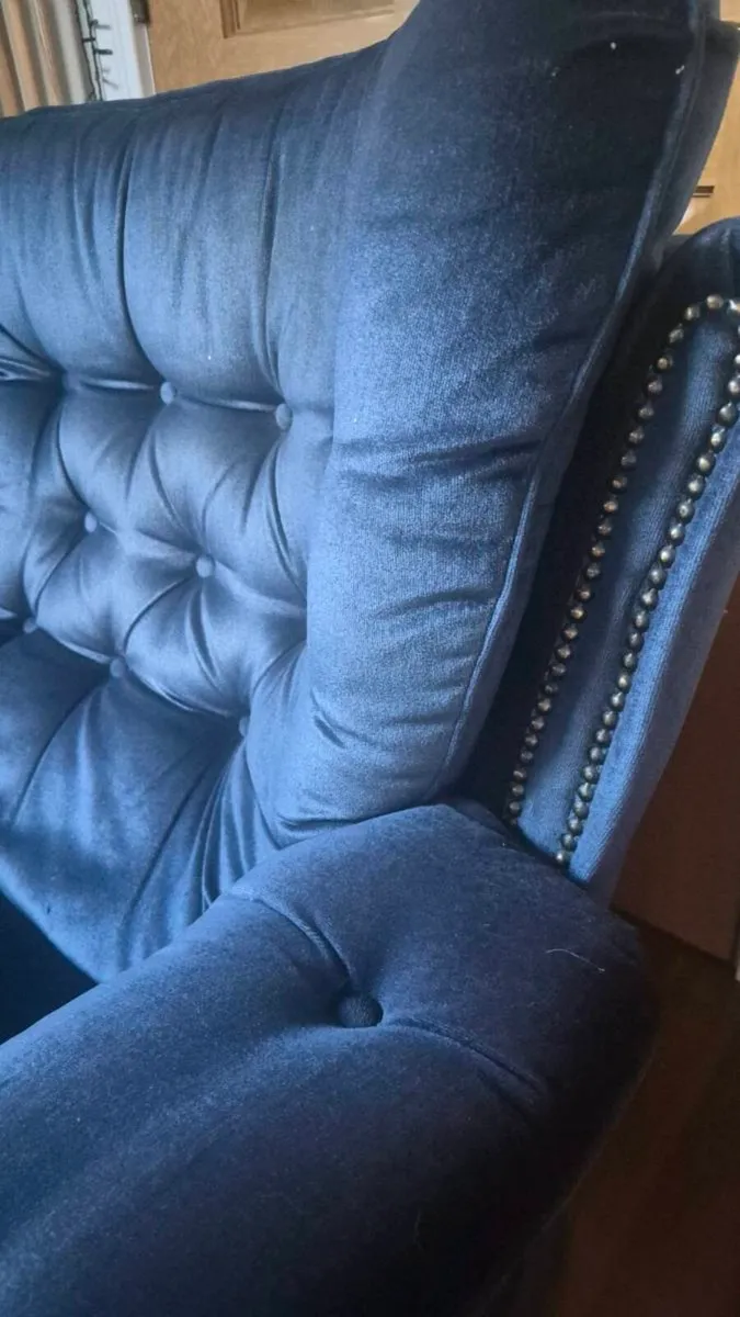 Sofa - Image 3