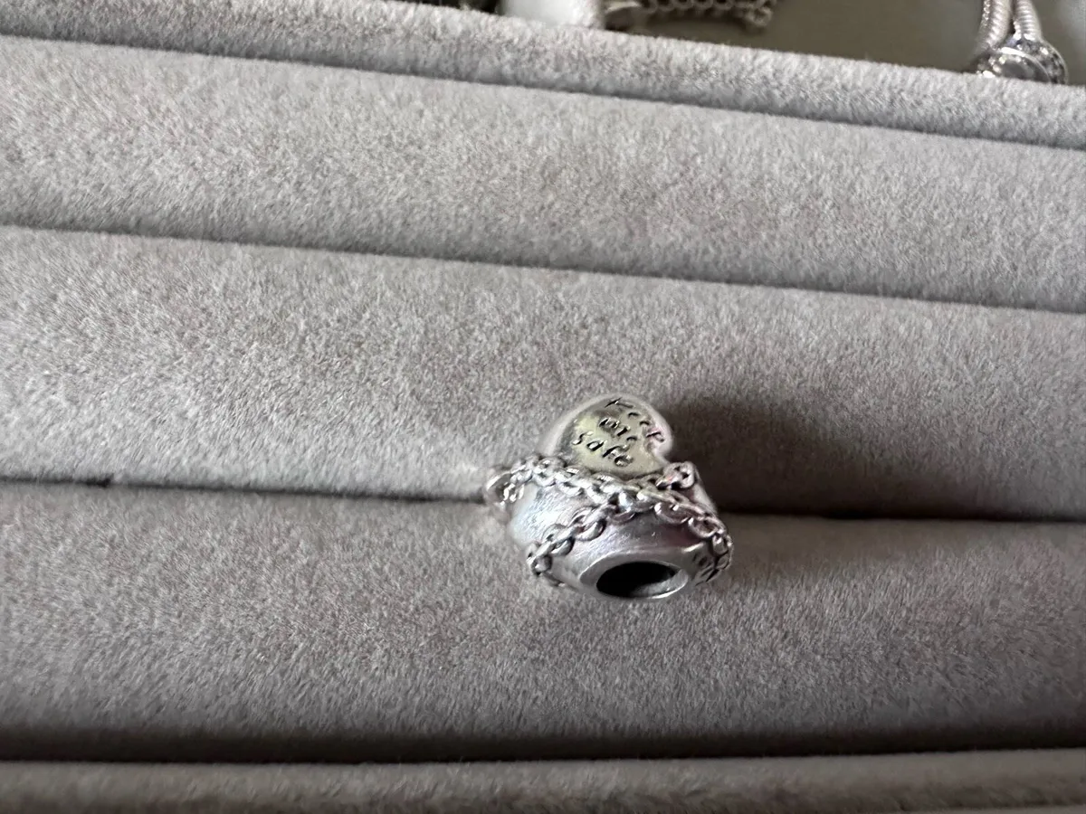 Pandora charm - Image 3