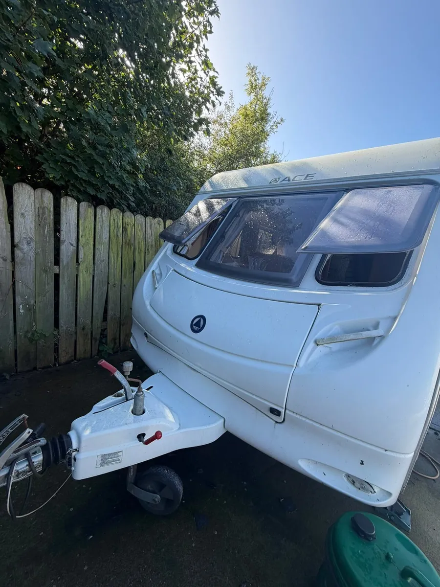 Caravan for sale - Image 2