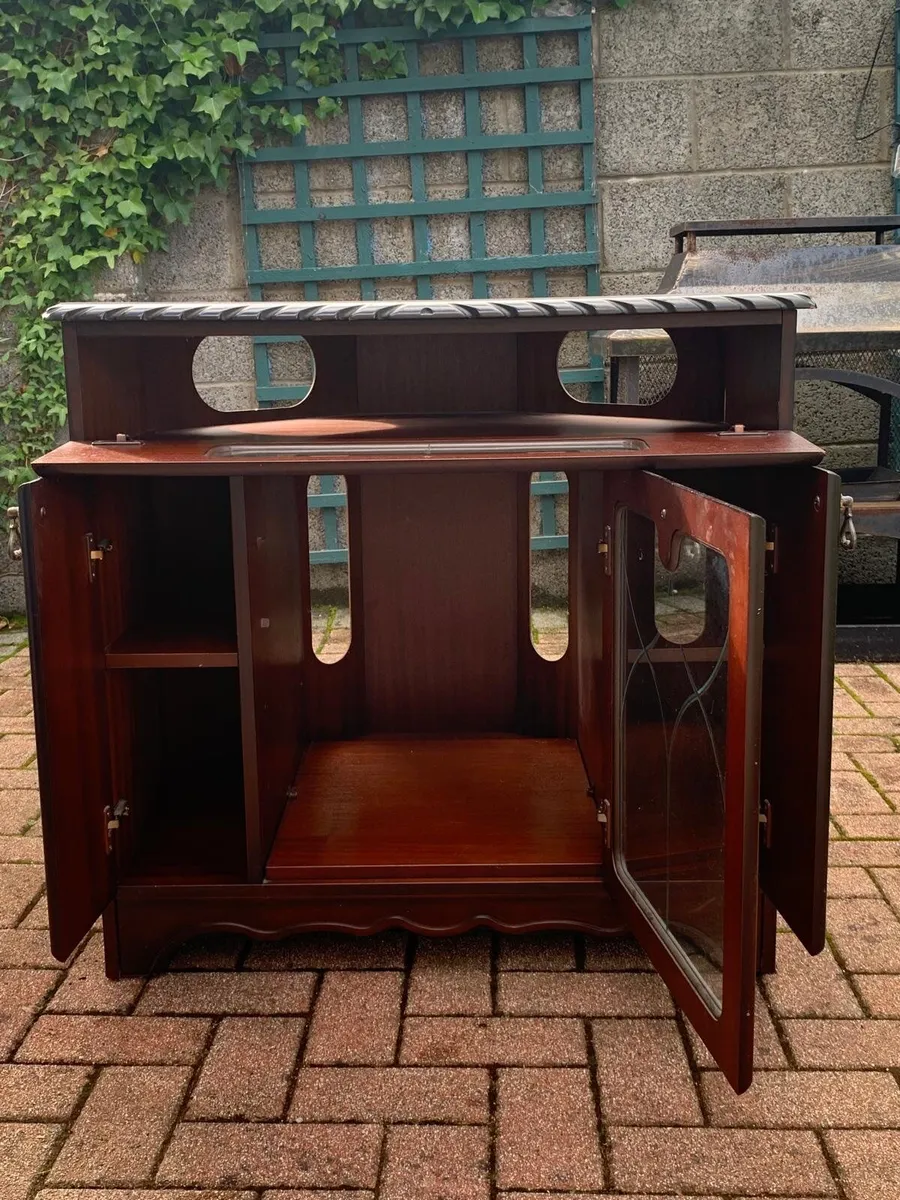 T.V. Corner Unit - Image 3